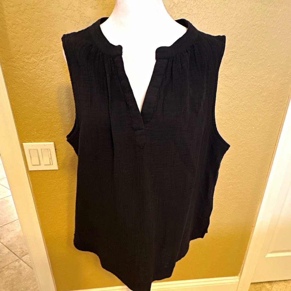 Lucky Brand Women's Black Pleated V-Neck Sleeveless Cotton Blouse, L